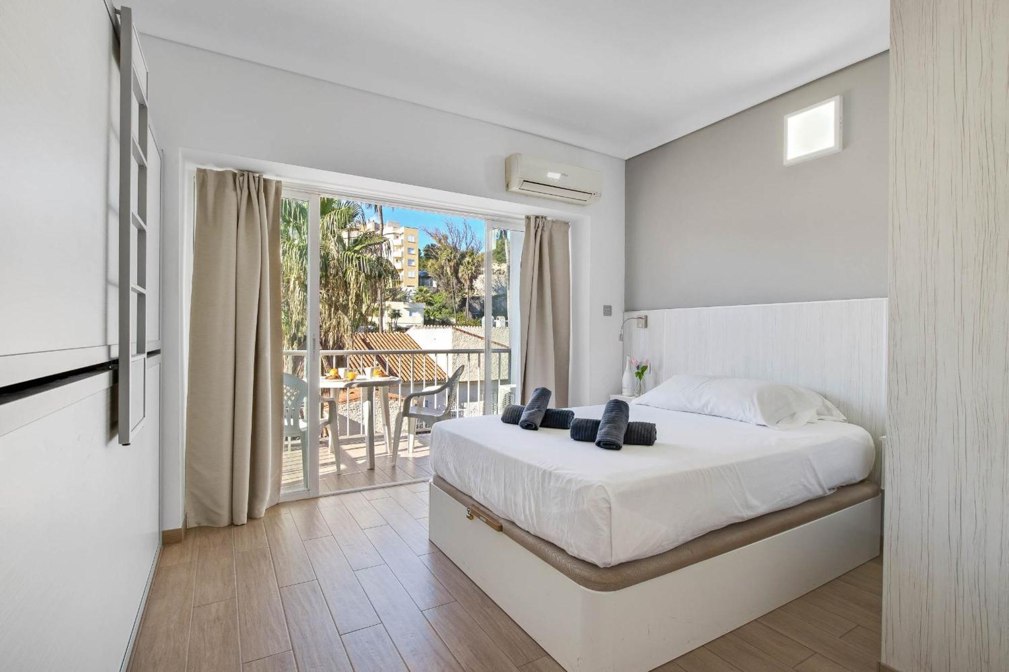 Carihuela Palace 417 By Ivi Real Estate Torremolinos Kültér fotó